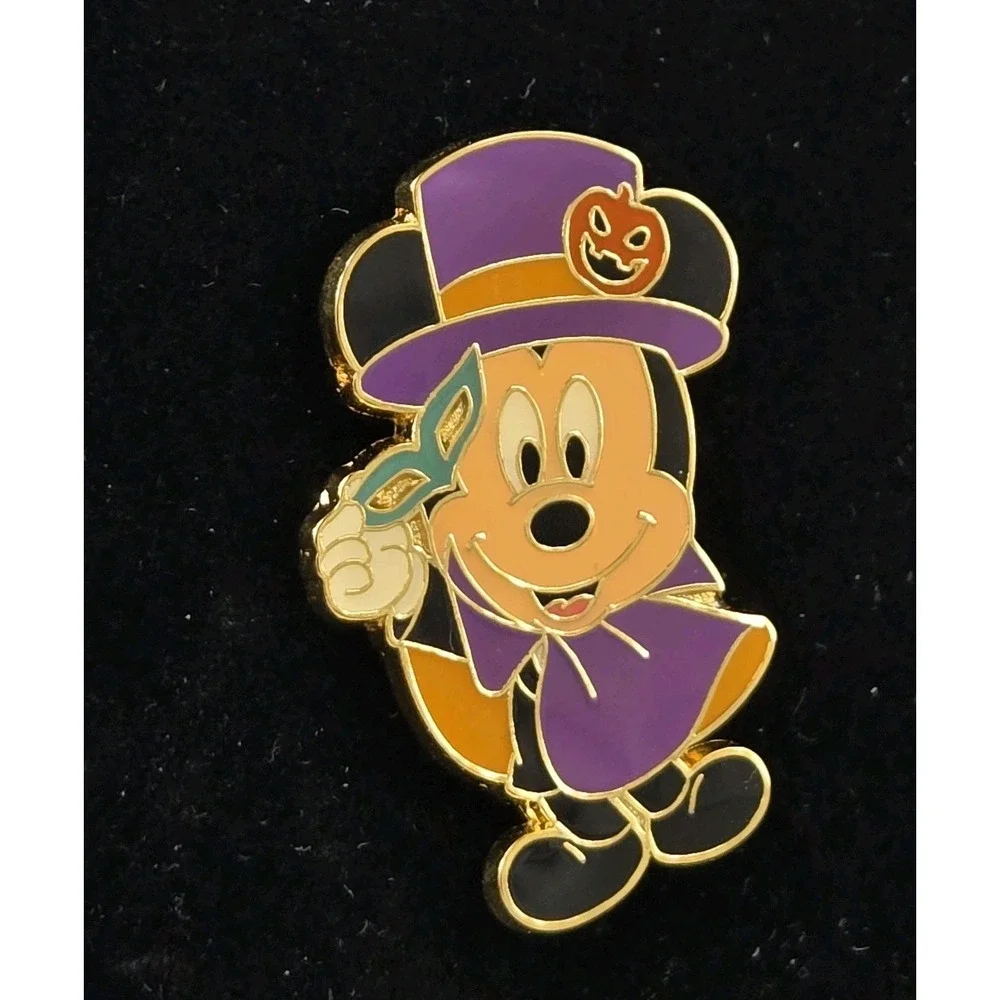 Disney‎ Resort Japan Mickey Mouse Halloween Mask Pin Badge Rare